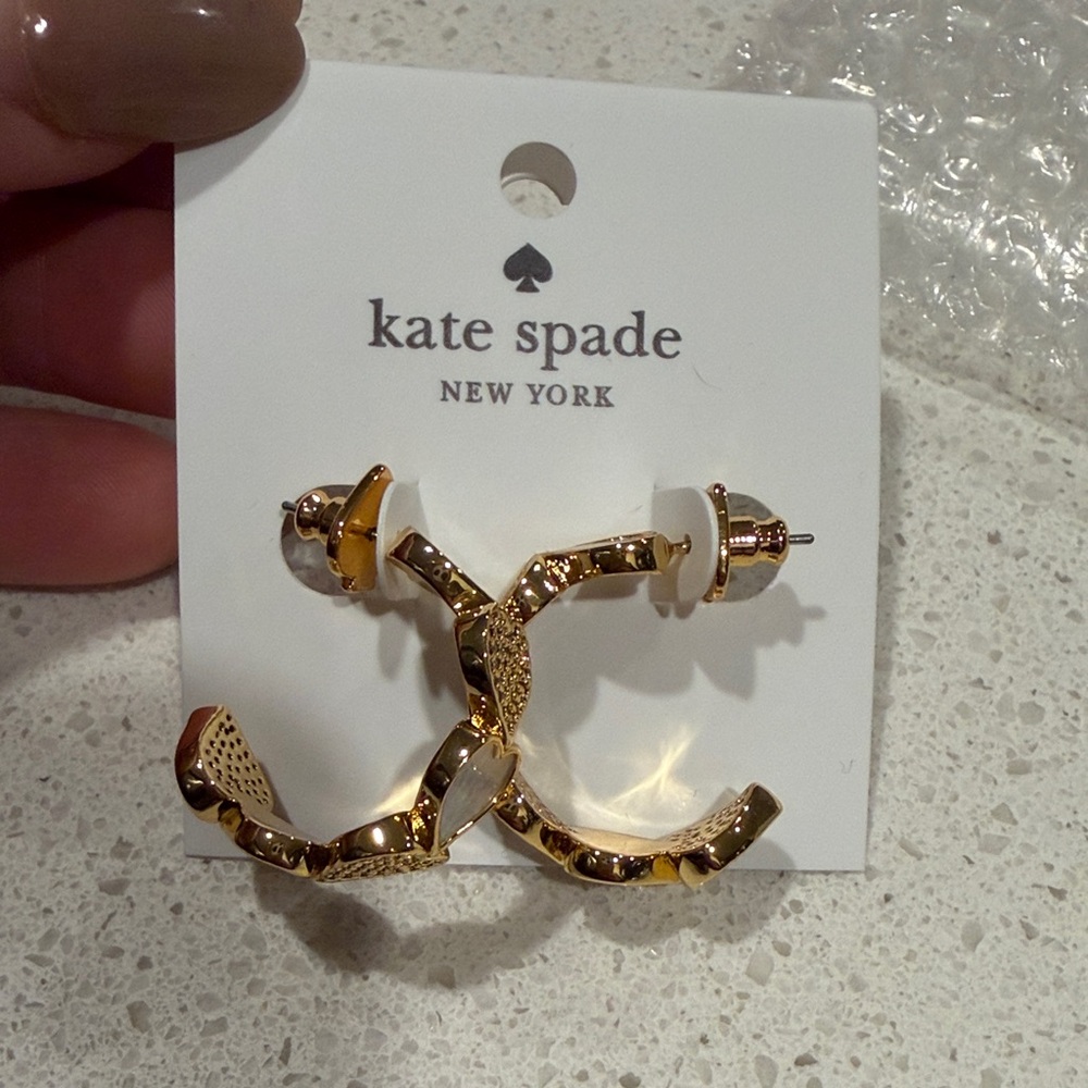 Kate Spade heart Gold white Earrings